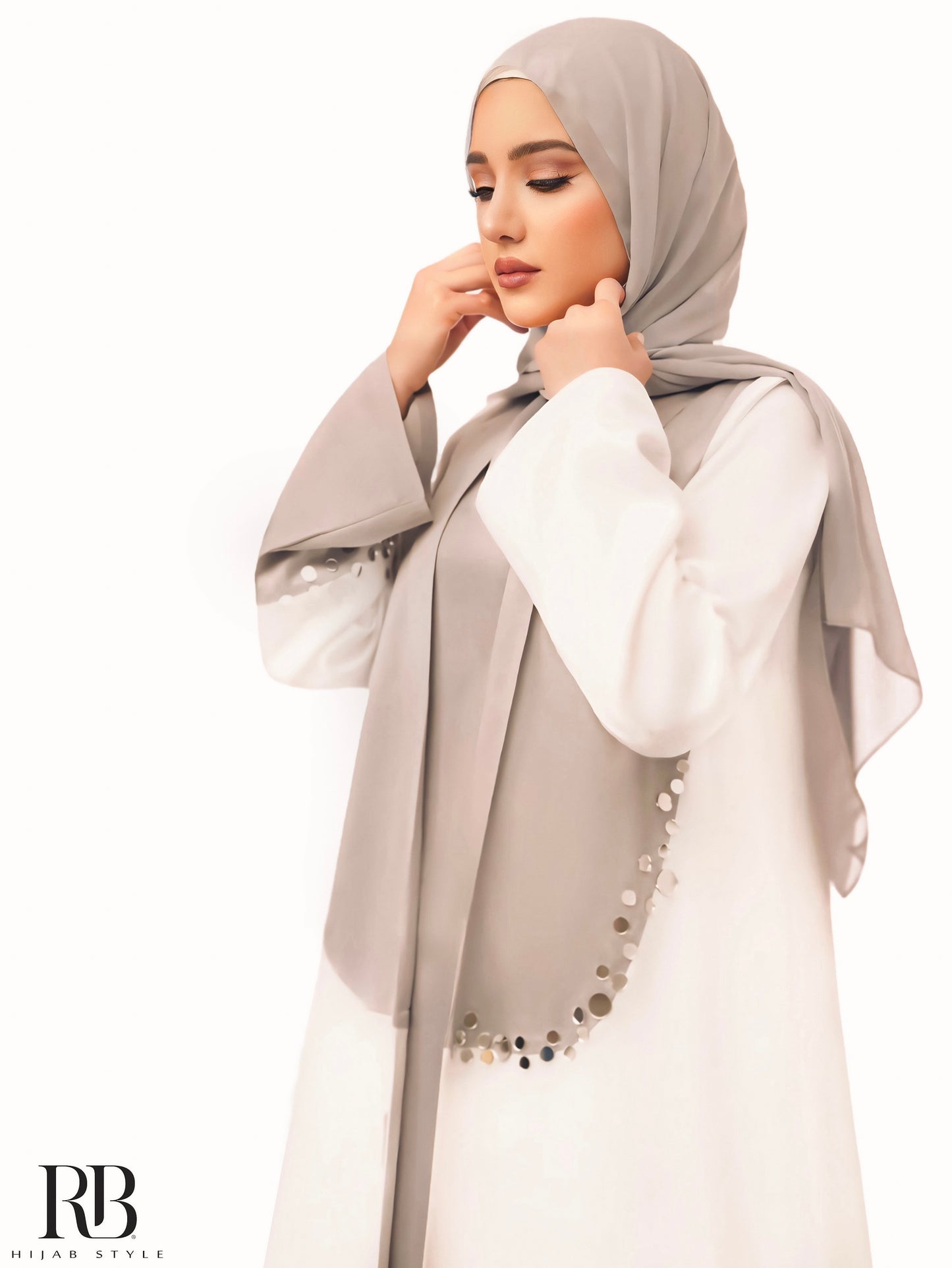 Beaded mirror white and gray abaya whith gray dress