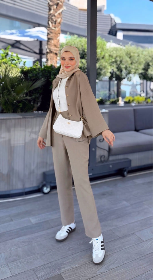 Khaki straight leg set